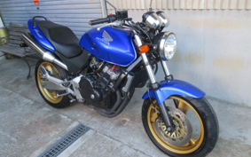 HONDA HORNET250 MC31