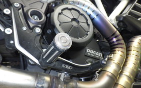 DUCATI DIAVEL AMG 2012