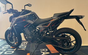 KTM 790 DUKE 2024 TU740