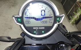 MOTO GUZZI V9 BOBBER 2022