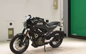 HUSQVARNA SVARTPILEN 401 2021