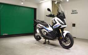 HONDA X-ADV 750 2025 RH21