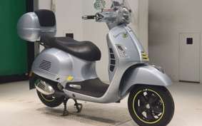 VESPA GTS300 SUPER 2022