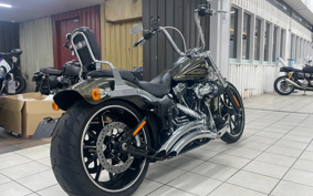 HARLEY HARLEY FXSB BREAKOUT 2015 BFV