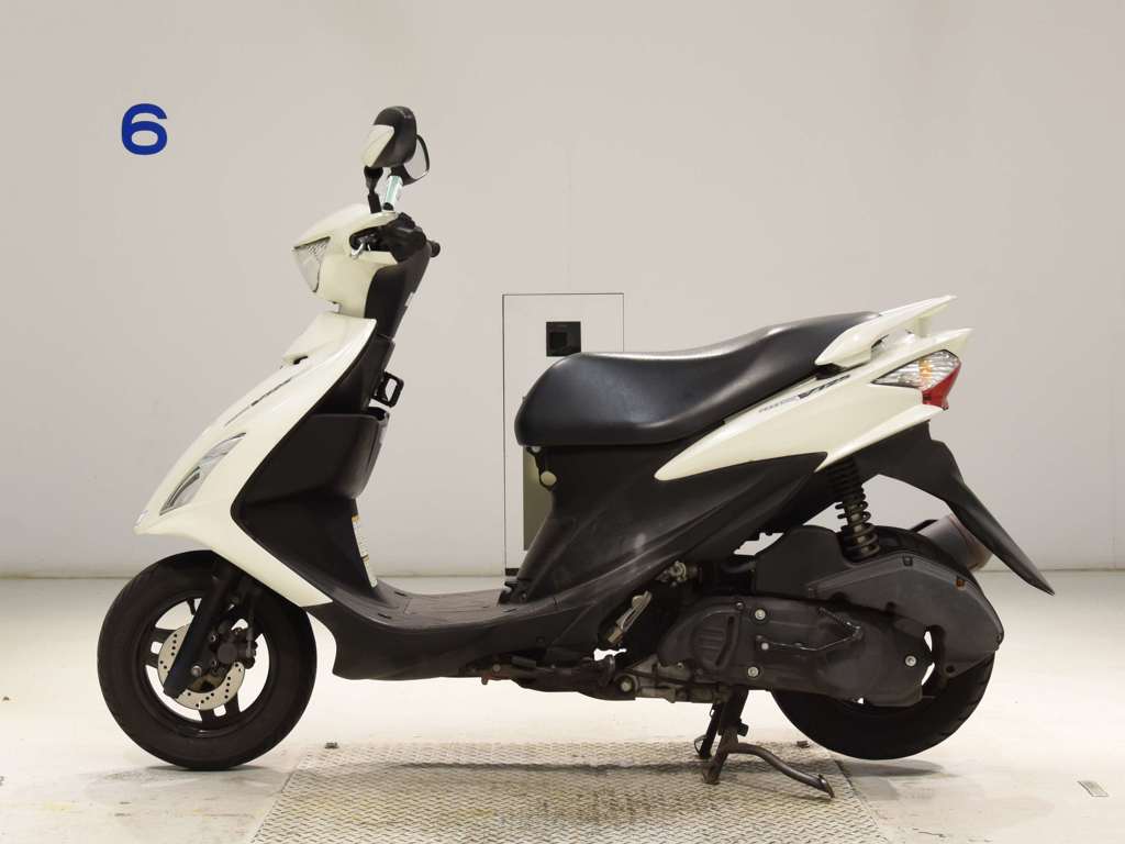 Фото Suzuki ADDRESS V125 SS 2007 с японского аукциона