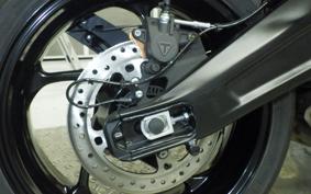 TRIUMPH TRIDENT 660 2026