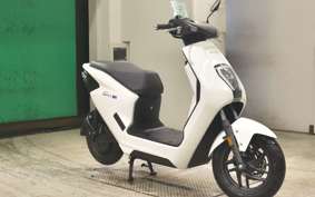 HONDA EM1E: 2015 EF16
