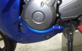 SUZUKI GSR250F