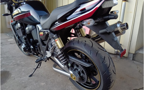 KAWASAKI ZRX1200 DAEG 2013 ZRT20D
