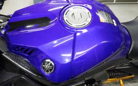 YAMAHA YZF-R1 2019