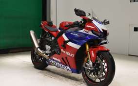 HONDA CBR1000RR RSP 2024 SC82