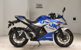 SUZUKI GIXXER 250 SF
