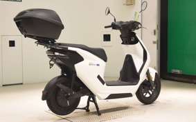 HONDA EM1 e: 2018 EF16