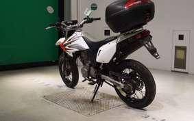 HONDA XR230 MOTARD MD36