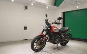 DUCATI SCRAMBLER ICON 2015