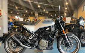 HUSQVARNA SVARTPILEN4 2020