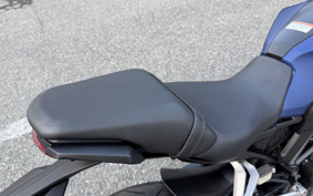 HONDA CB250R MC52