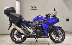 YAMAHA YZF-R25 2017 RG10J
