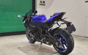 YAMAHA YZF-R1