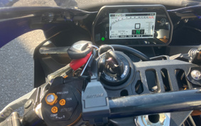 YAMAHA YZF-R1 2019 RN49