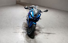 SUZUKI GSX-8R EM1AA
