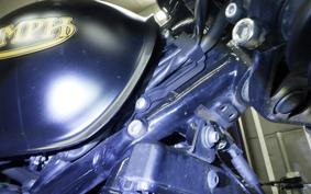 TRIUMPH STREET TWIN 2021
