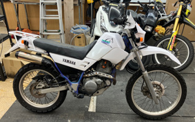 YAMAHA SEROW 225W 4JG