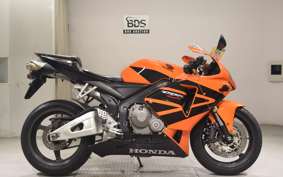 HONDA CBR600RR GEN 2 2007 PC37