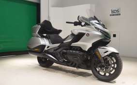 HONDA GL 1800 GOLD WING TOUR DCT 2025 SC79
