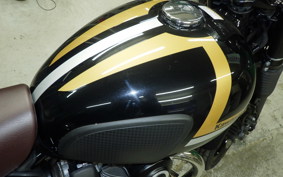 KAWASAKI W800 CAFE 2022