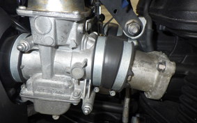 TRIUMPH BONNEVILLE T100 2011
