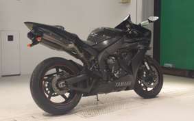 YAMAHA YZF-R1 2005