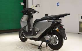 HONDA CUV e: EF18