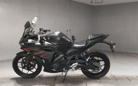 YAMAHA YZF-R25 RG10J