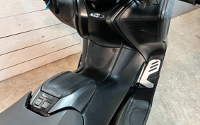 YAMAHA T-MAX 560 A TECHMAX 2021 SJ19J