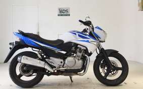 SUZUKI GSR250