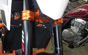 KTM 690 DUKE R