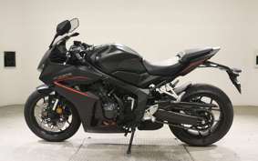 HONDA CBR650R E-Clutch 2020 RH17