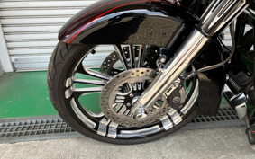 HARLEY  HARLEY FLHXSE CVO 2011 PZ8