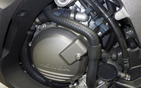 HONDA VFR800X 2011