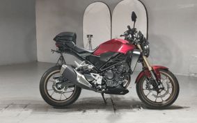 HONDA CB250R MC52