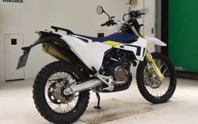 HUSQVARNA 701ED 2023