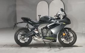TRIUMPH DAYTONA 660 2024 LGL23U