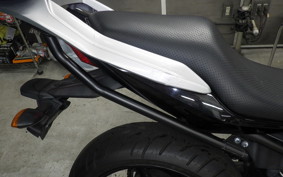 YAMAHA XJ6 2011