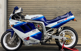 SUZUKI GSX-R1100 1990 GV73A