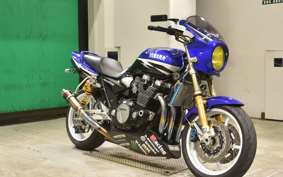 YAMAHA XJR1300 2002 RP03J
