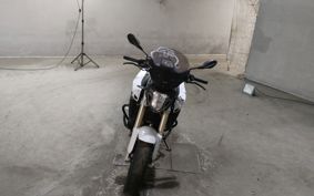 BMW F800R 0B04