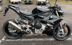 BMW S1000R 2026 0P31