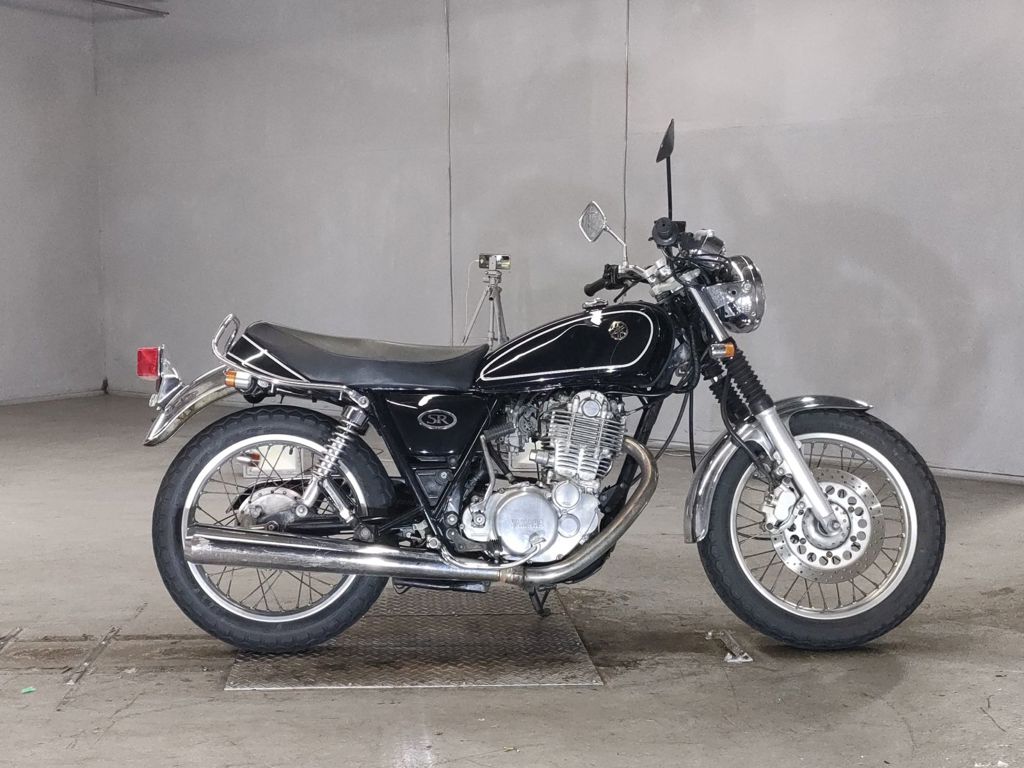 Фото Yamaha SR400 2006 с японского аукциона