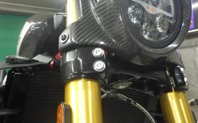 INDIAN FTR1200 carbon 2023